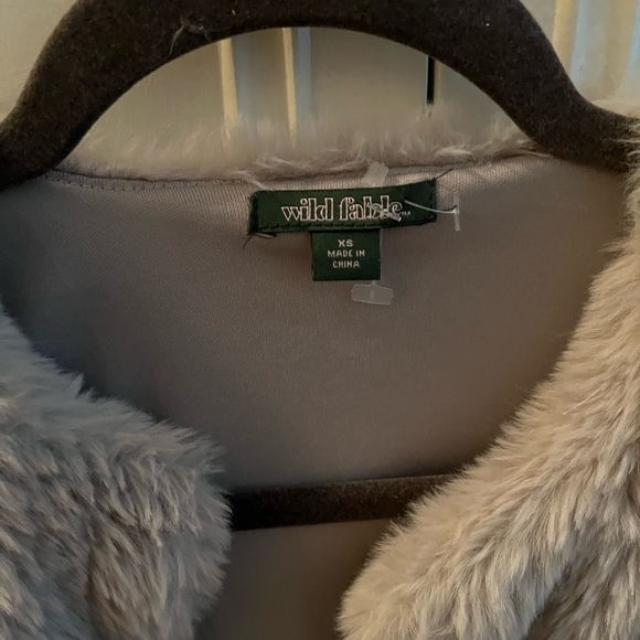 X-small Wild Fable Fur cropped jacket - Picture 4 of 4